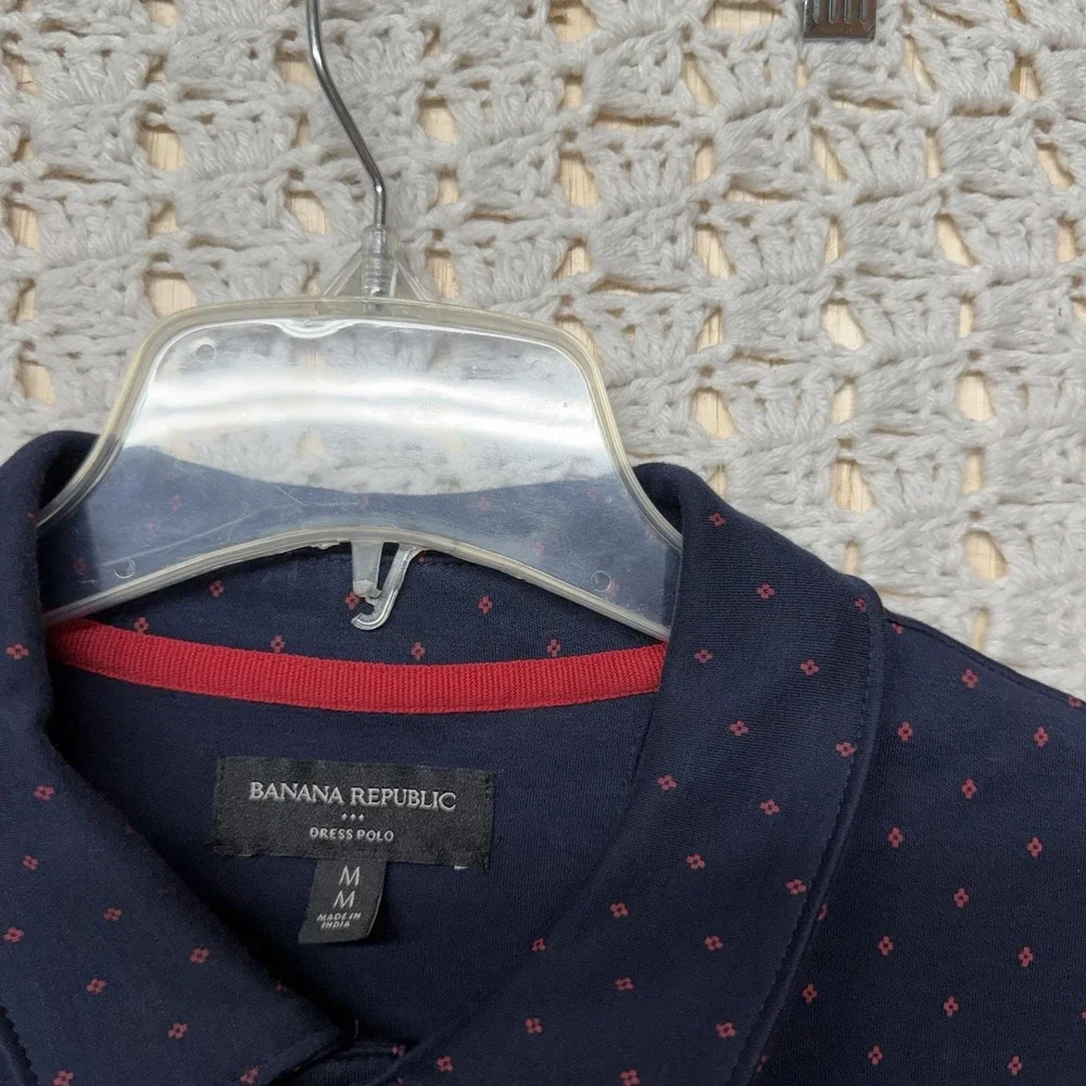 Banana Republic Dress Polo Shirt Men Sz M Navy Blue Red Polka Dot Collar Casual